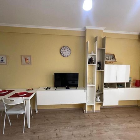 Ergi'S Host Apartment Tirana Exteriér fotografie