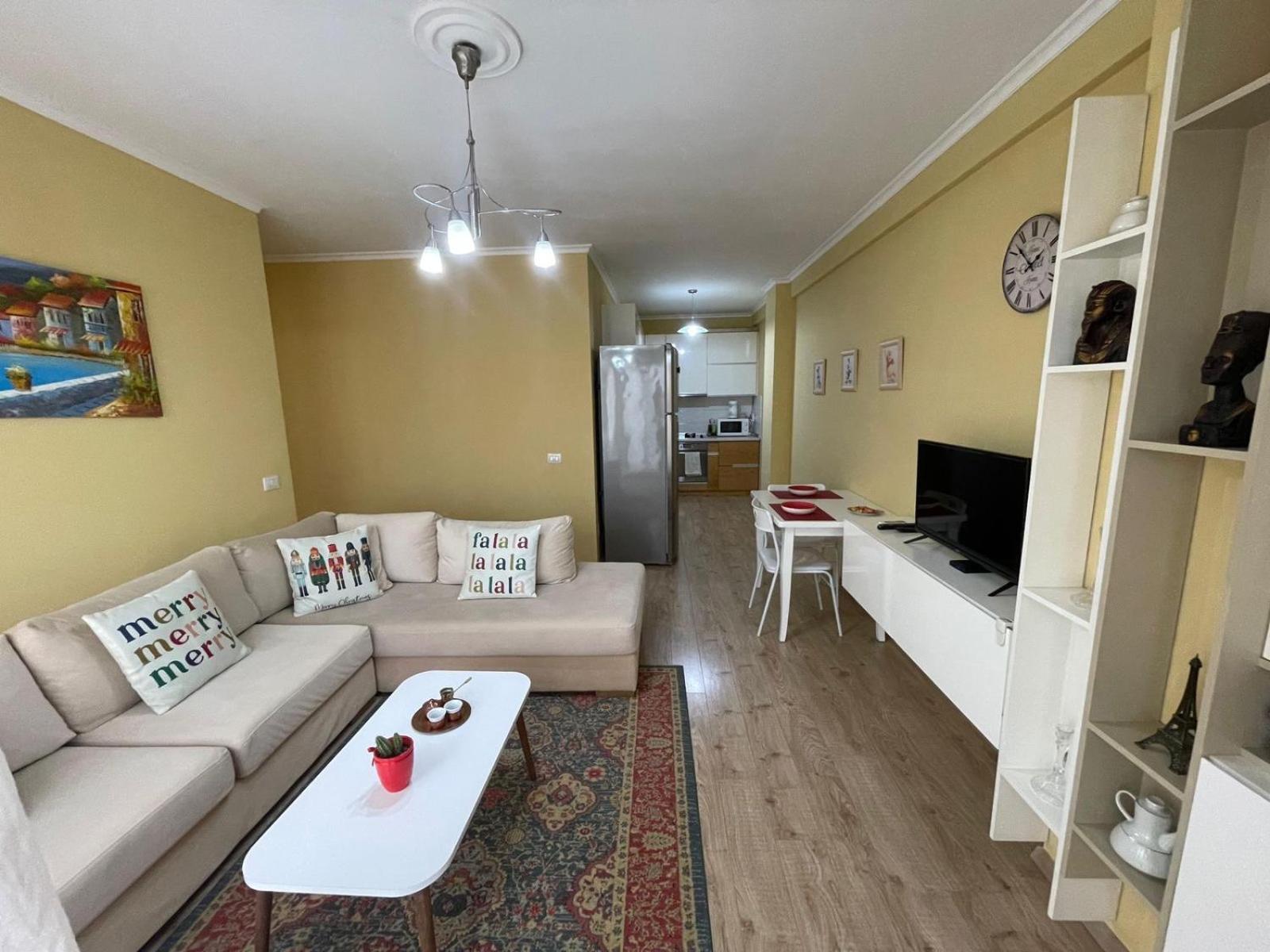 Ergi'S Host Apartment Tirana Exteriér fotografie